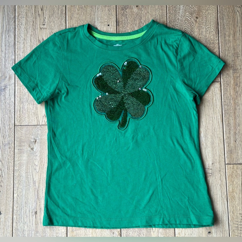 Way to Celebrate St. Patrick's Day Girls Sequin Clover Shirt size Large 10-12